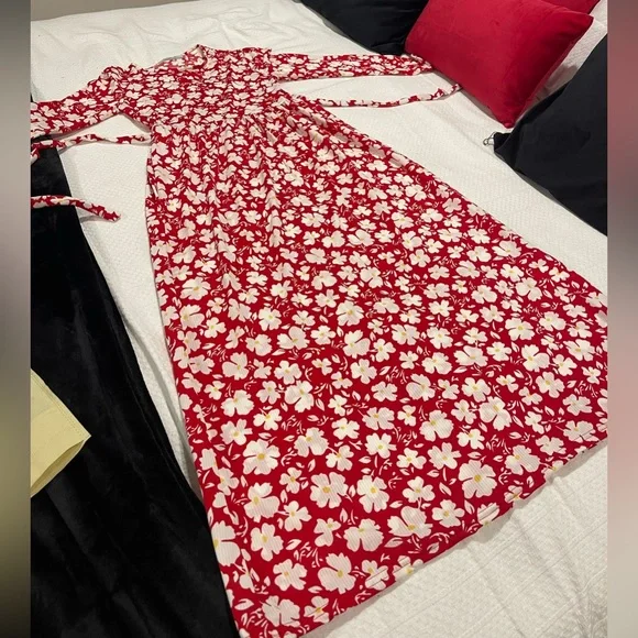 New Red flower pattern modest maxi dress - Picture 9 of 11